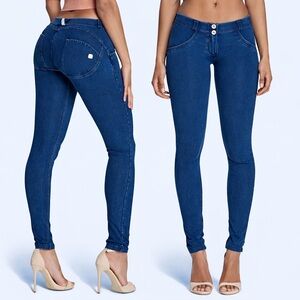 Freddy Women's Skinny Jeans in Dark Blue
